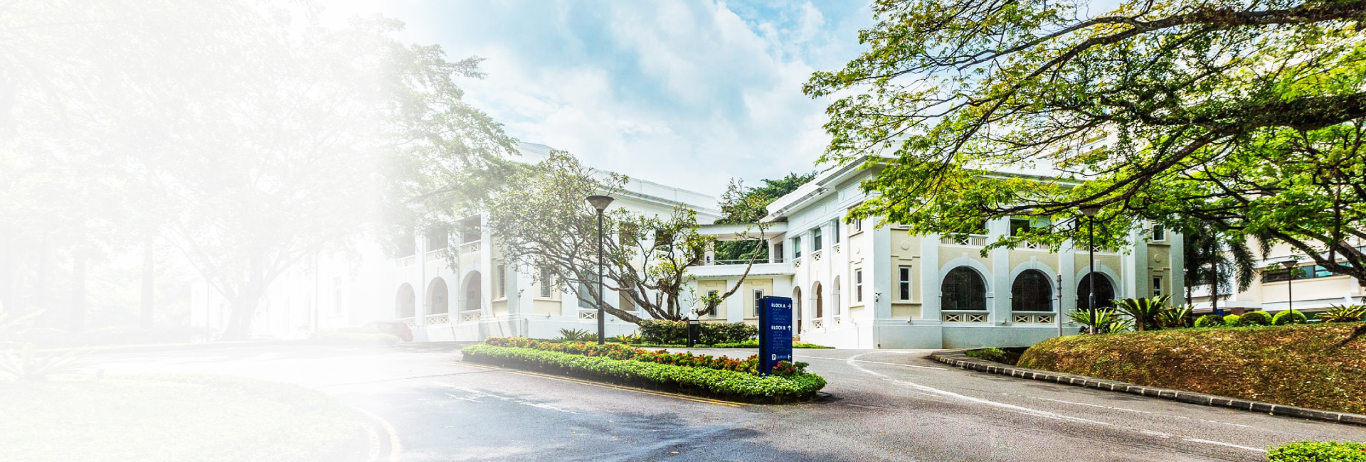 700812312-emba-info-session-25th-jan_with-campus_landing-page-banner