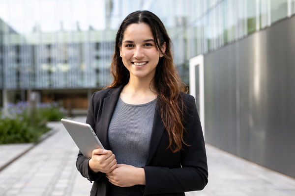 should-bba-grads-pursue-an-mba-immediately