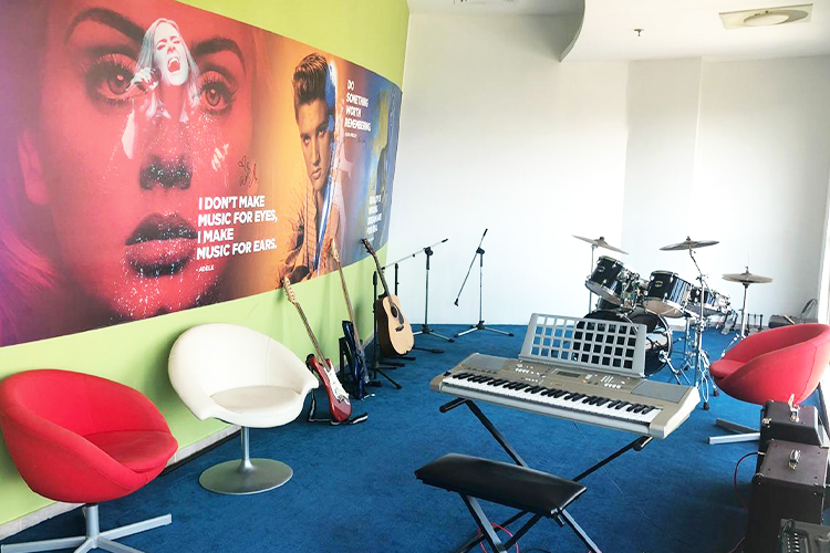 Music-Room