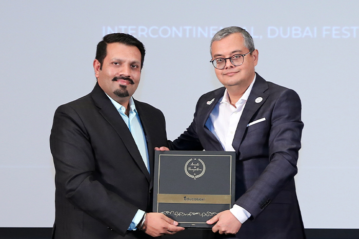 Dr Arindam Banerjee wins the ‘Education 2.0 – Outstanding Leadership Award’