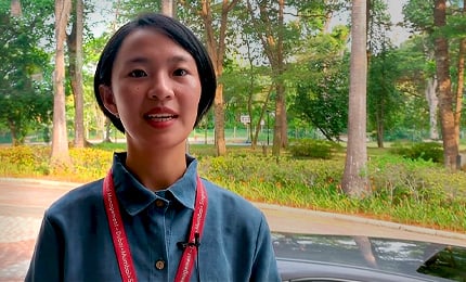 Vy Ha Nguyen (BBA'19) talks about her experience at Singapore campus