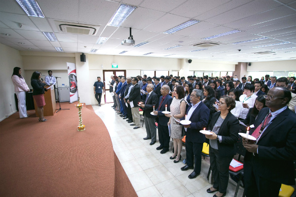 The event kickstarted with an auspicious lamp-lighting ceremony as SP Jain welcomed postgraduates from China, India, Indonesia, Kazakhstan, Philippines, Romania, South Korea and Vietnam